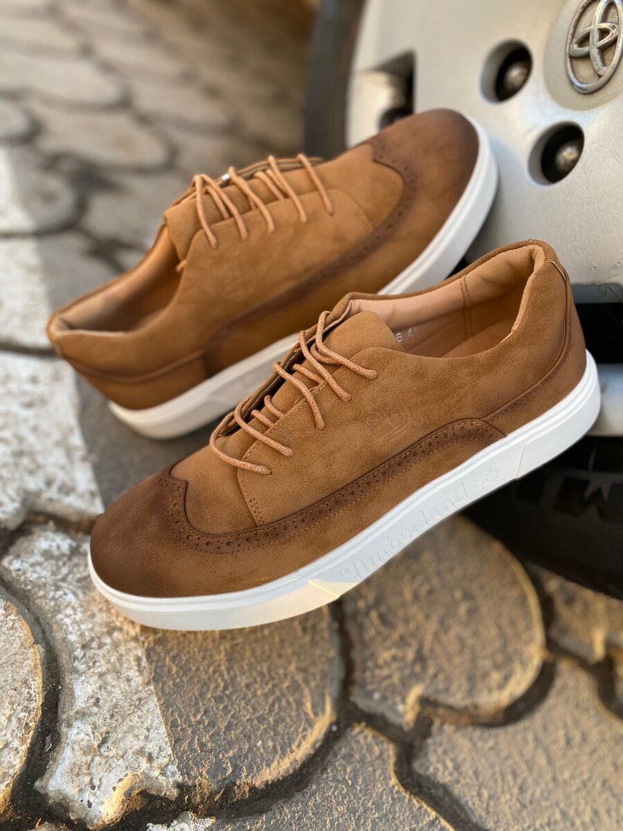 Casual shoes