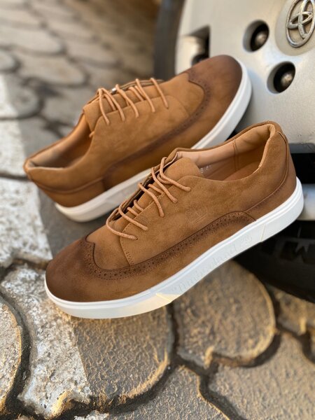 Casual shoes