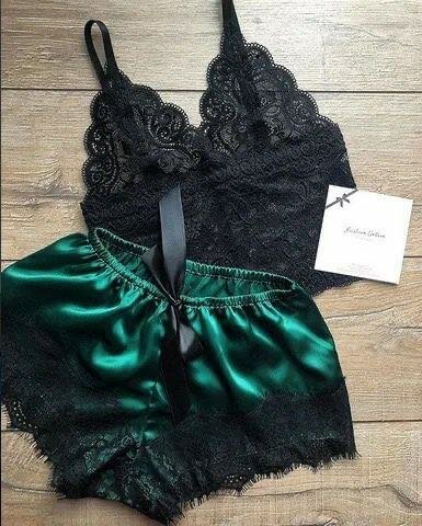 Ensemble lingerie dentelle sexy