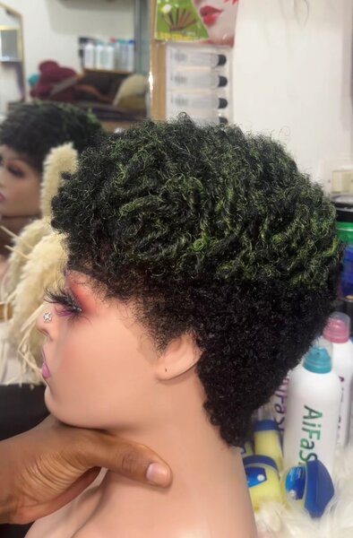 Afro petit garçon