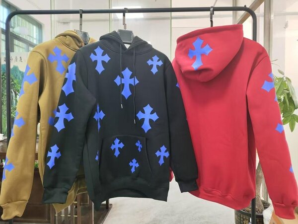 Sweaters/hoodies