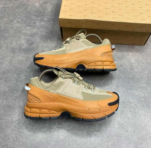 NIKE CLASSIC