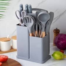 Silicone Kitchenware With Chopping Board Set
