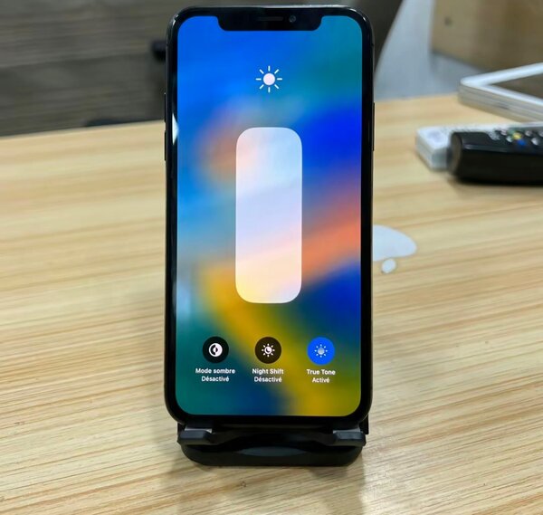 iPhone Xs 64G