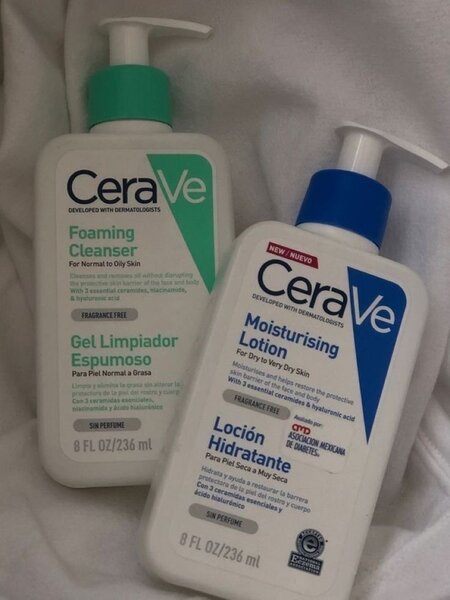 CeraVe Nettoyant et Lotion Hydratante