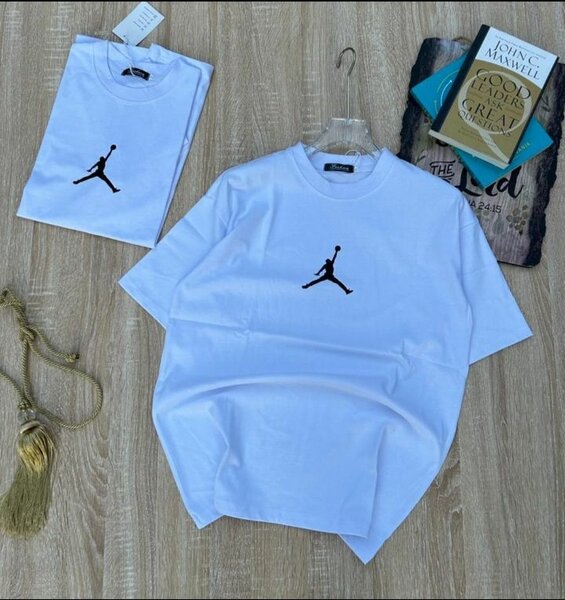 Jordan t shirt