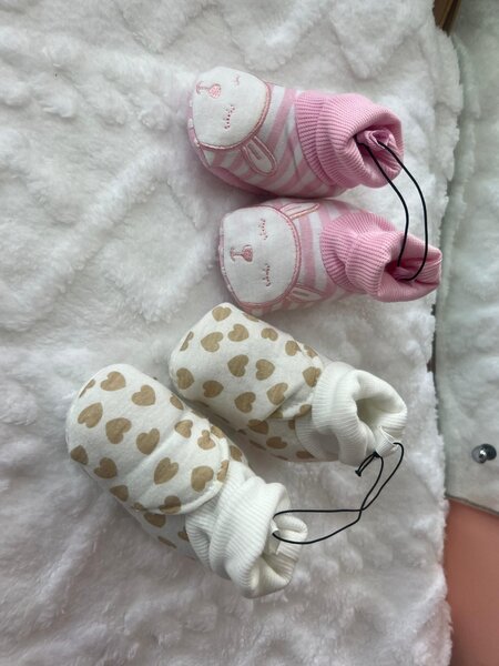 Children's shoes