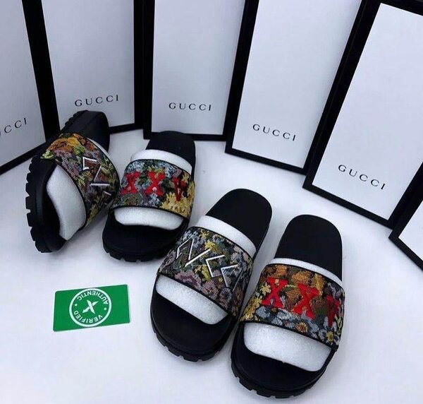 MEN SLIPPERS