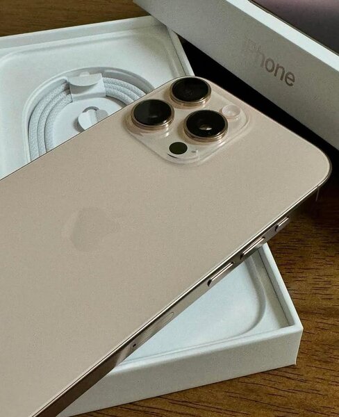 Apple iPhone