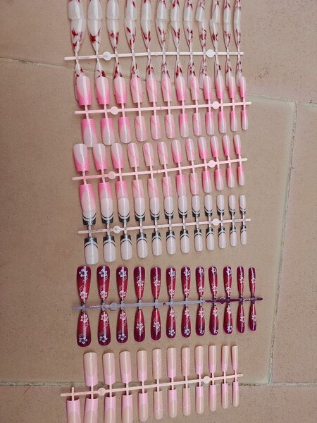 Kit de Faux Ongles Décorés