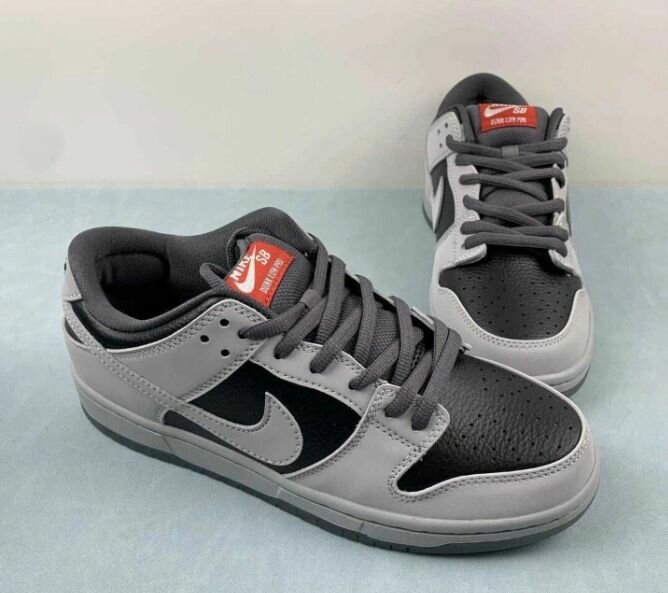 Pointure 38 à 45  1. Plusieurs couleurs disponibles  2. Livr