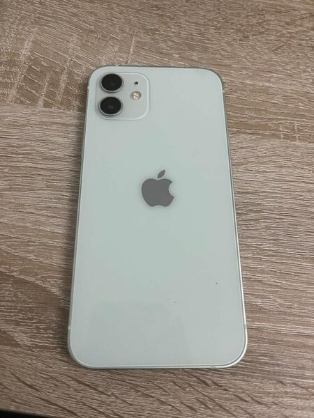 iPhone 12