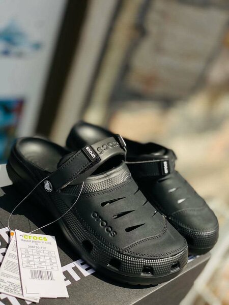 Men's croc's