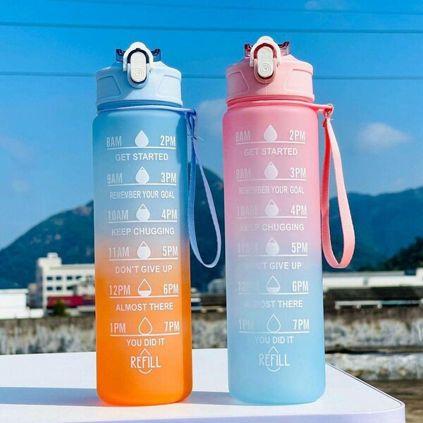Gourde en plastique 800ml
