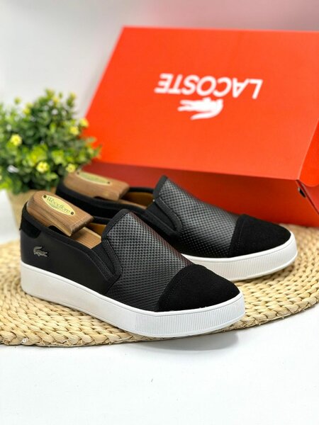 Fashion shoes