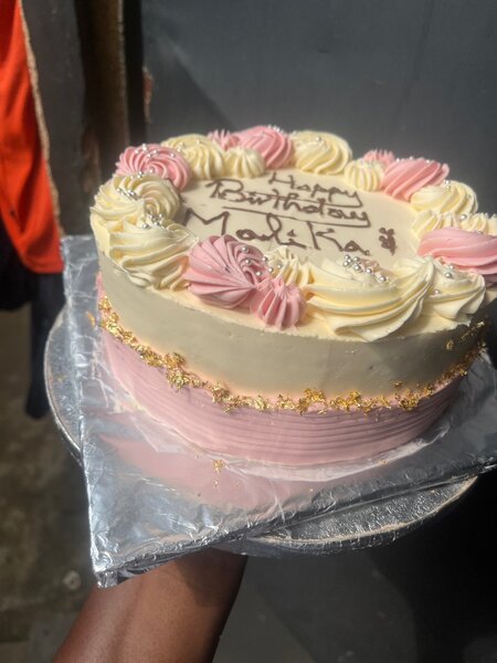 Gâteau d'Anniversaire Crémeux