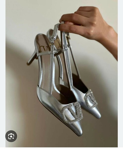 Ladies heel