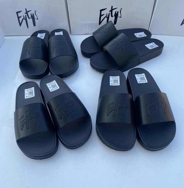 Unique slides