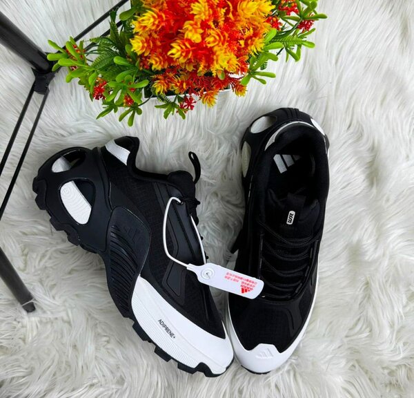 Fashion sneakers