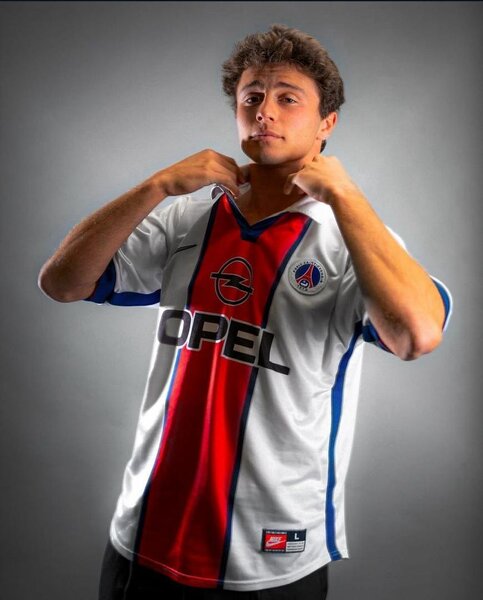 Maillots de football rétro tendance