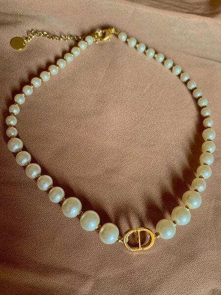 Pearl necklace
