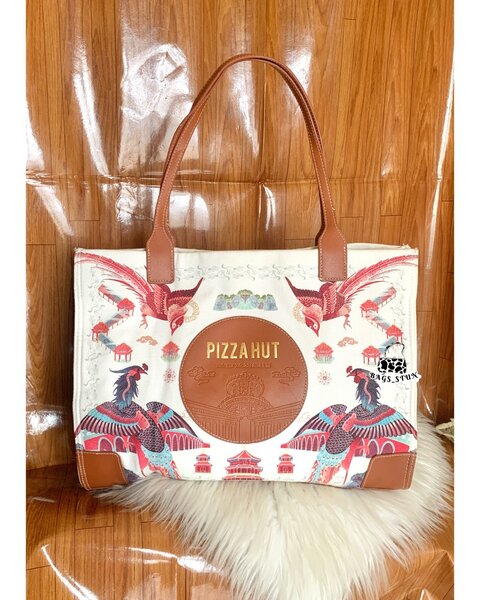 Spacious Tote Bag