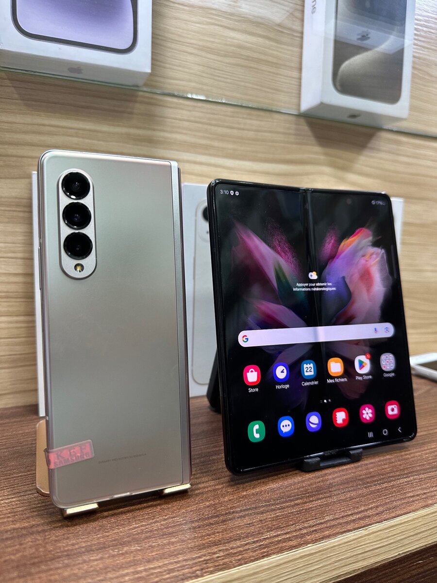 Samsung z fold 3