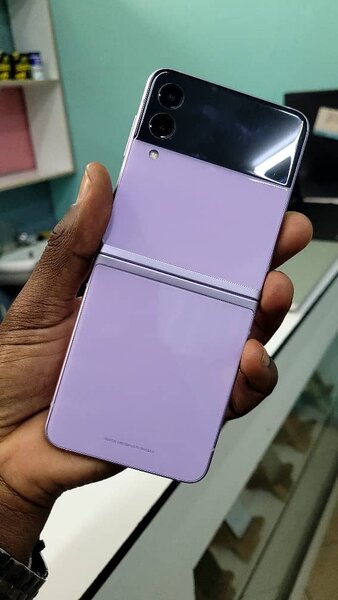 Samsung and iPhones