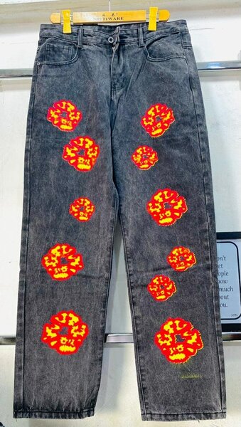Baggy jeans