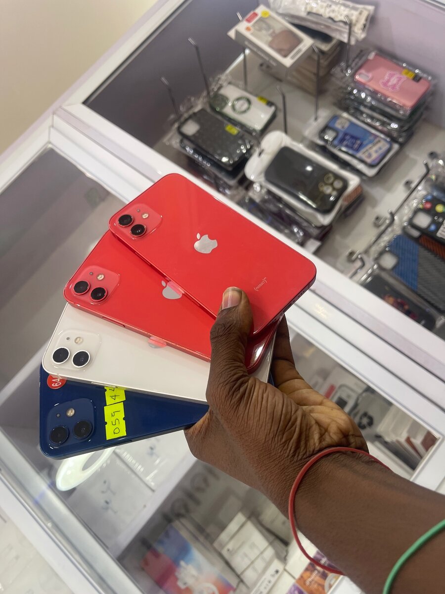 iPhone 12