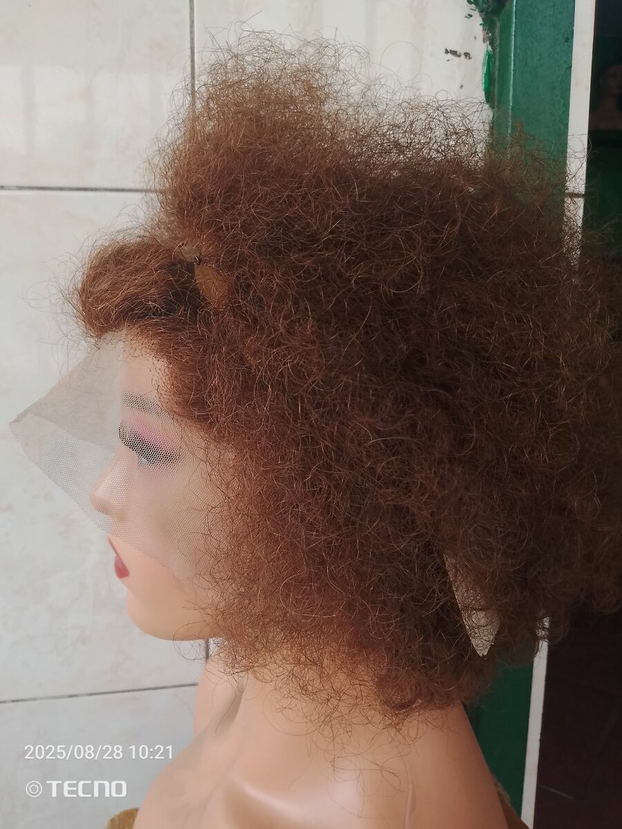 Perruque en dentelle naturelle