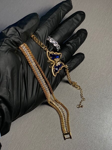 Ladies bracelet