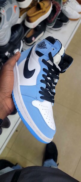 JORDAN 1 HIGH CUT