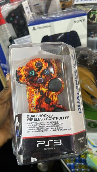 Manette PS3 avec designs