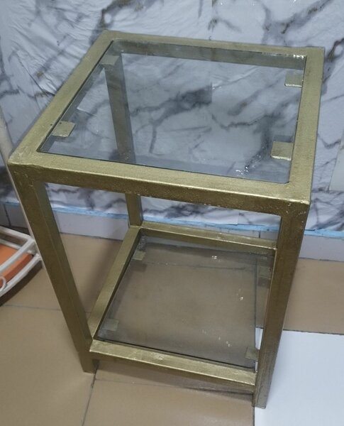 Table Basse en Verre Doré