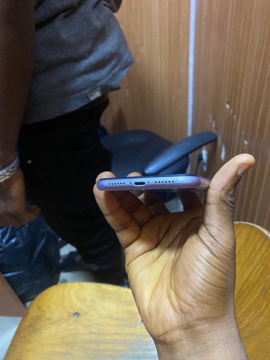 iPhone 11 simple