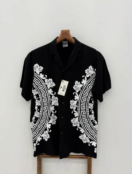 Chemise à motifs vintage