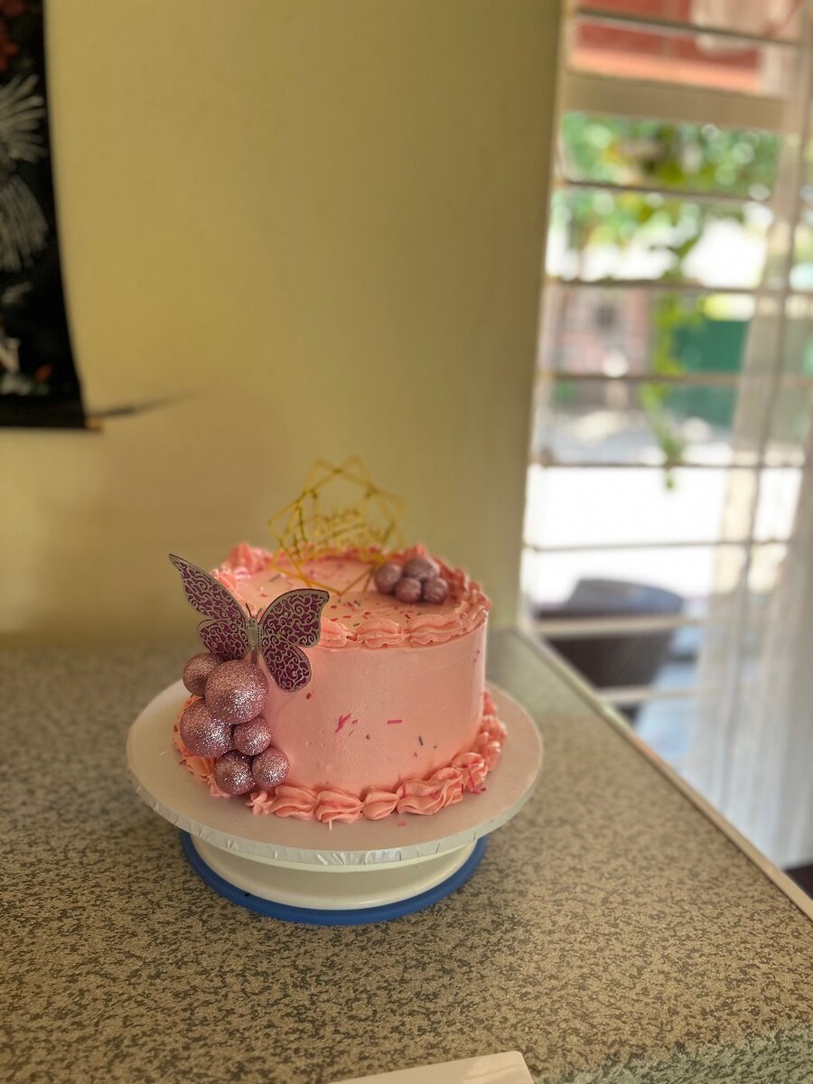 Cakes and cupcakes