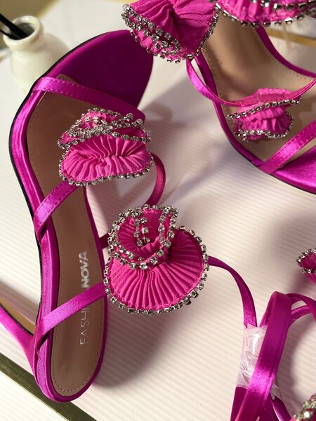WrapUp heels