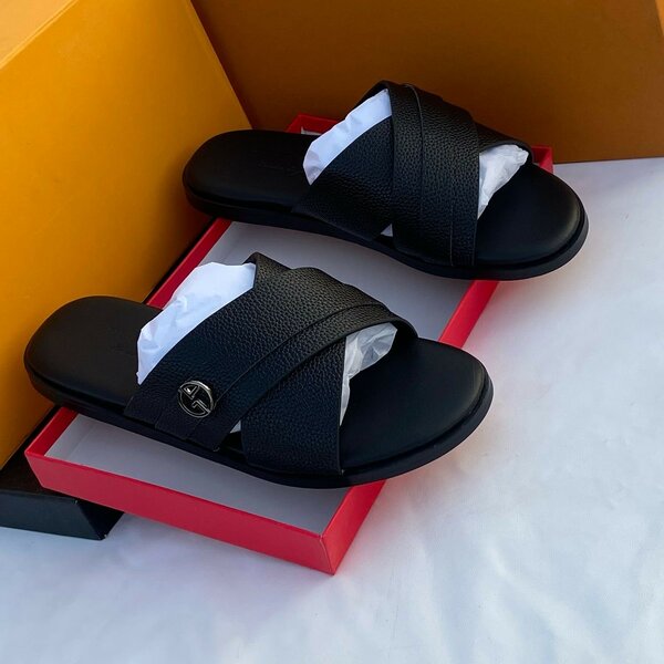 BURBERRY SLIPPER