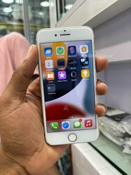 iPhone 8 Plus - 64Go