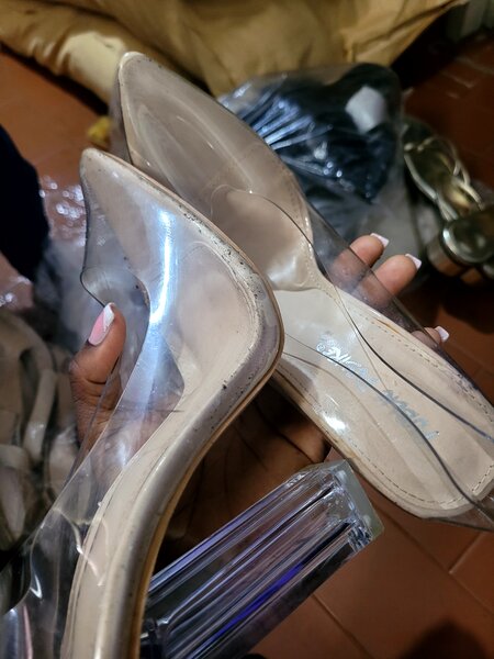 Women's shoes