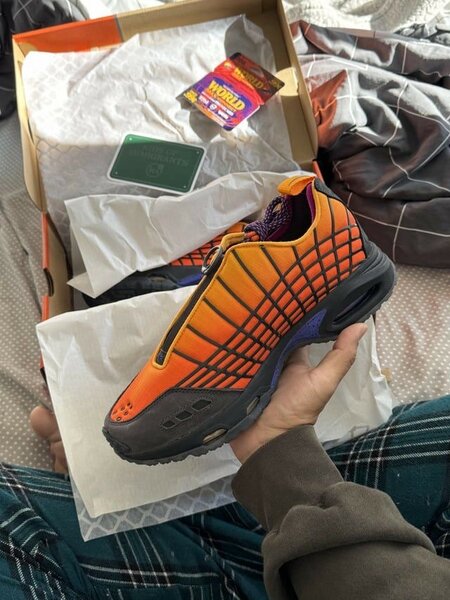 NIKE CLASSIC