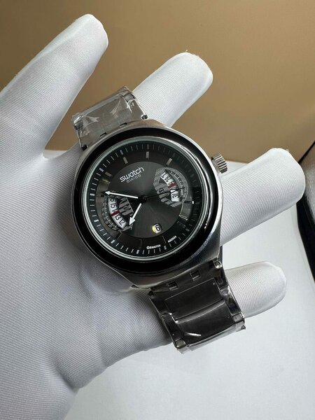 Montre Swatch Homme Élégante