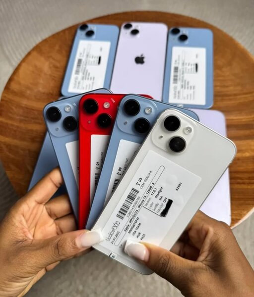 iPhone 14 simple