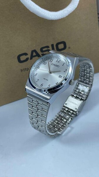 MONTRE LUXE FEMME UNIQUEMENT