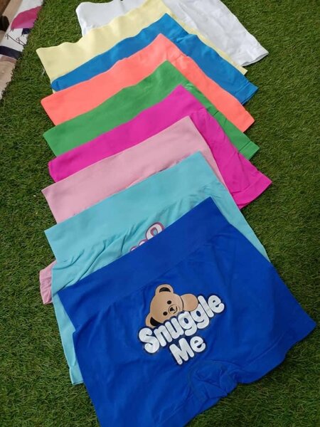 Bum shorts
