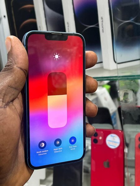 iPhone 13 simple
