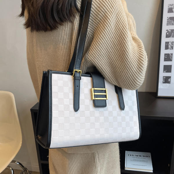 Ladies bag