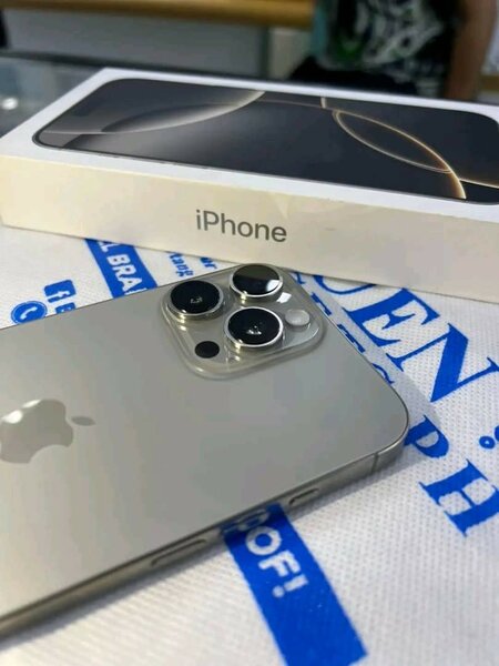 Iphones 16 pro max